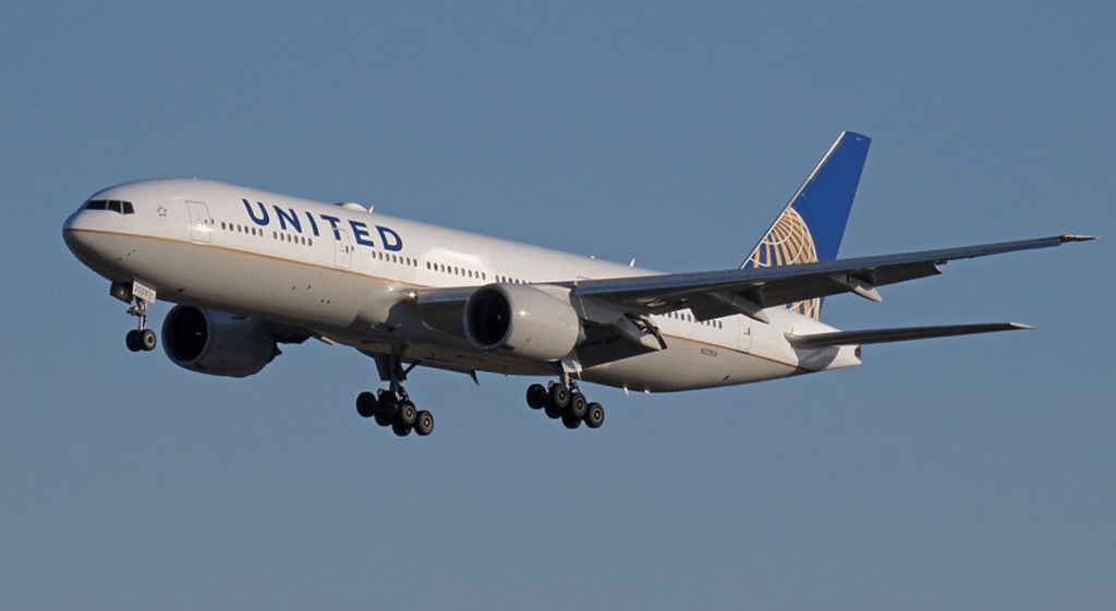 United Airlines Flight Attendants Secure Industry-Leading Contract