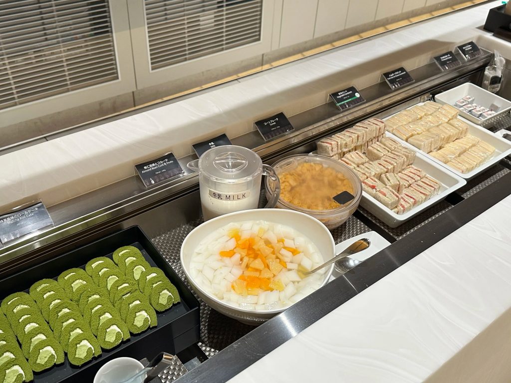 The Friendliest Wide-Body in the Sky: Flying ANA's Boeing 767 Economy from Tokyo to Shanghai