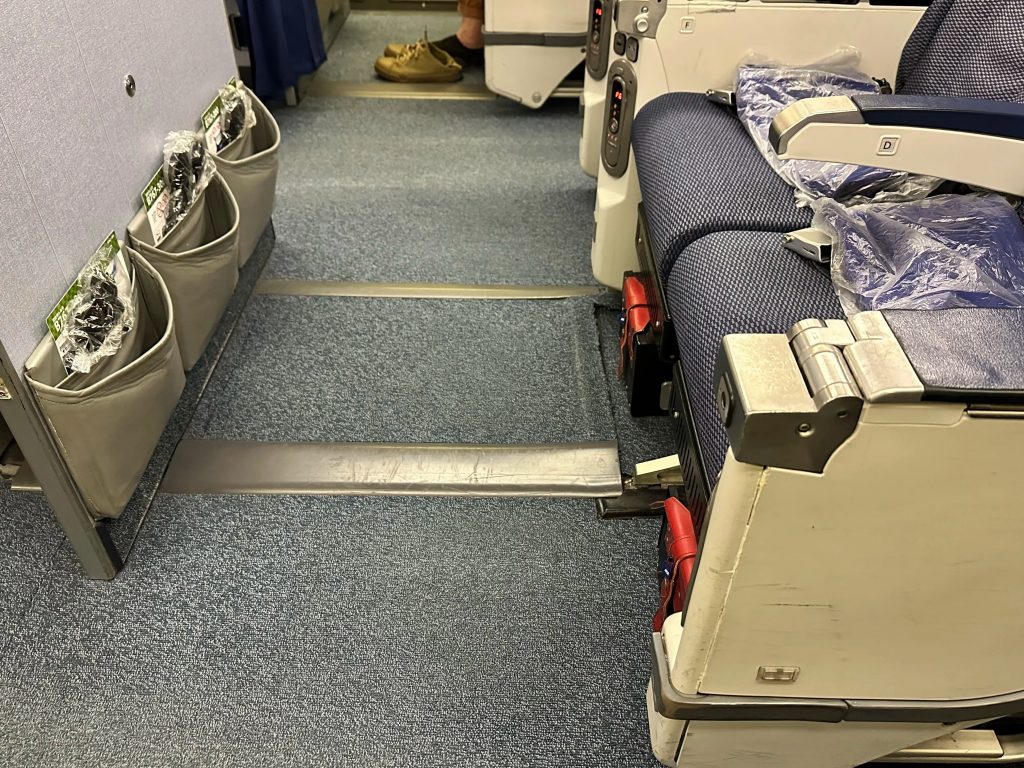The Friendliest Wide-Body in the Sky: Flying ANA's Boeing 767 Economy from Tokyo to Shanghai